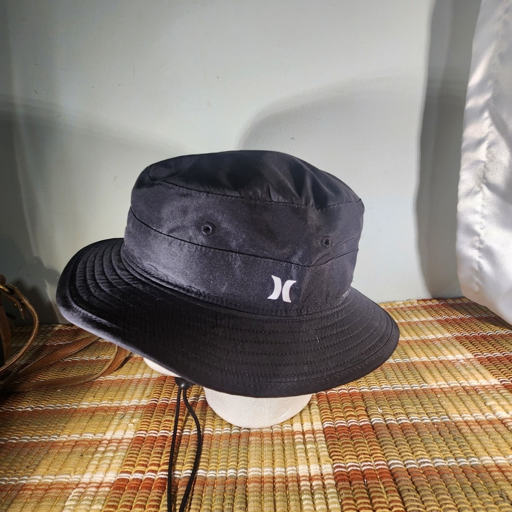 Hurley Bucket Hat Black One Size Embroidered Logo Adjustable Chin Strap